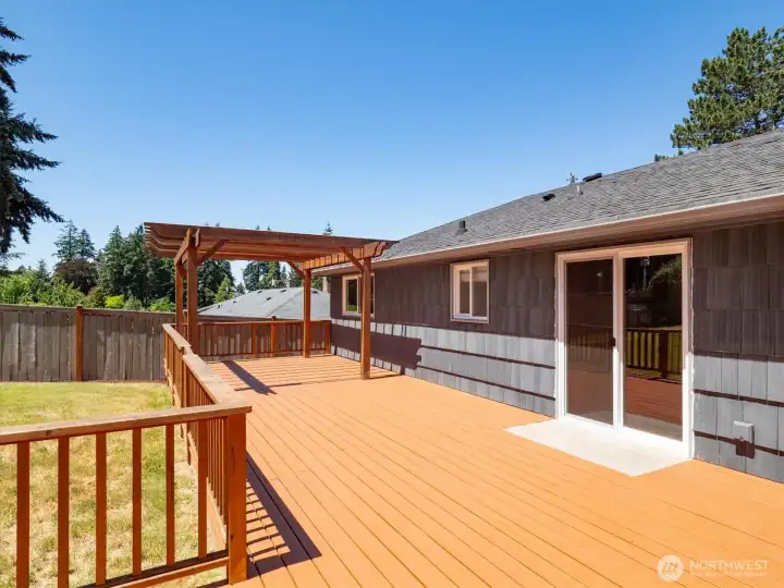 Additional angle of deck.
