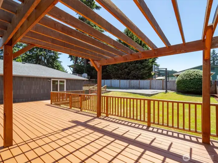Additional angle of deck.