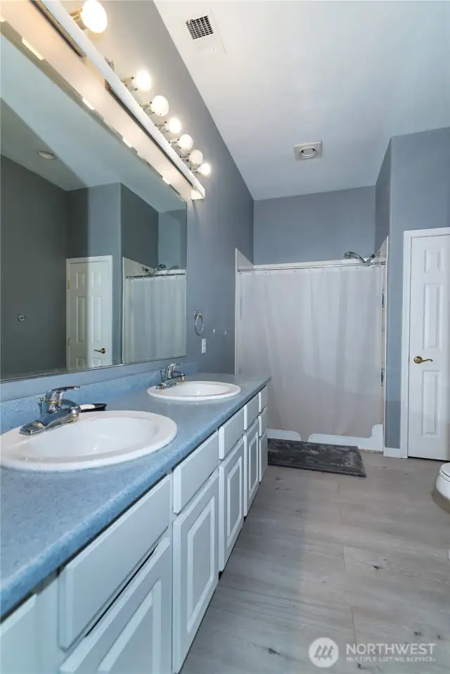 Downstairs bathroom off of 2nd Primary Bedroom