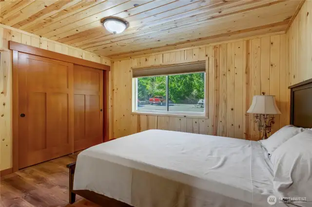 Guest bedroom