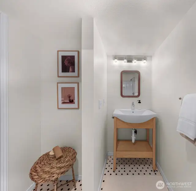 3/4 bath on lower level