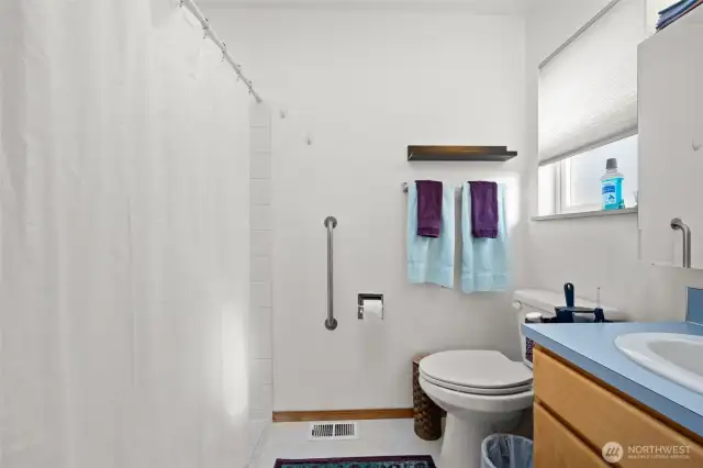 3/4 Bath off Primary