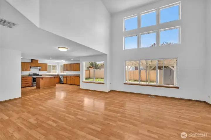 Living room, Dining and Kitchen