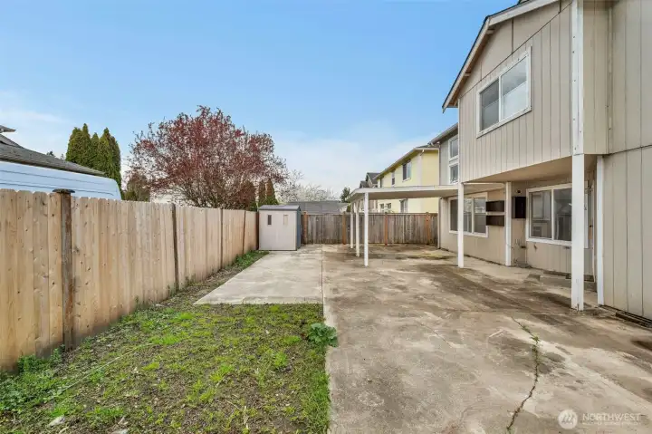 Potential Garden or Doggo area - Your choice.