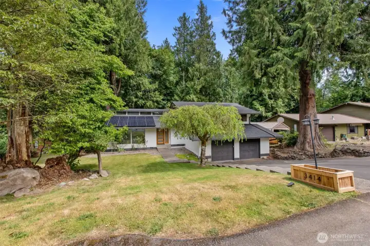 Welcome to 3414 NE Quinault Drive! Welcome to 3414 NE Quinault Drive!