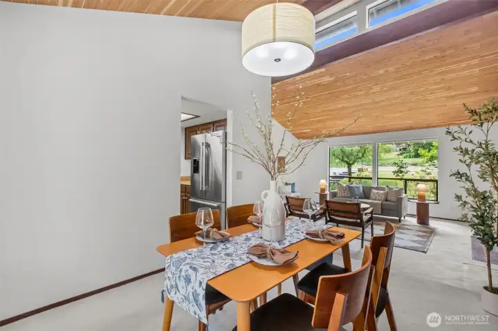 Classic MCM clerestory windows enjoyed in the main living area Classic MCM clerestory windows enjoyed in the main living area