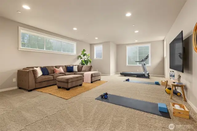 Huge Bonus Room on the upper level.