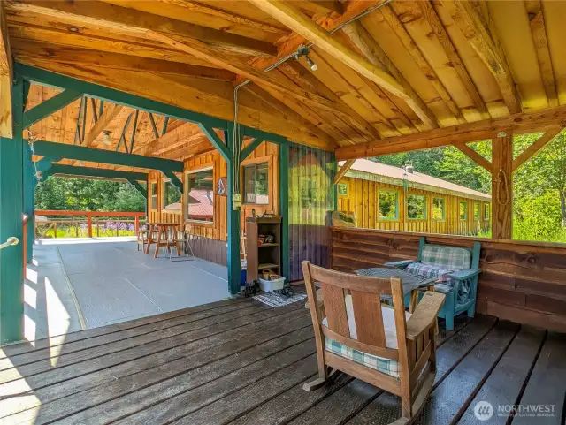 Main House covered   deck space