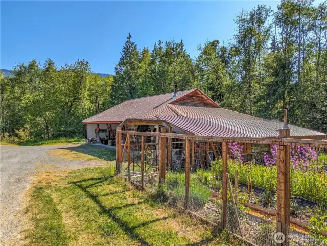 Shop and Garden area