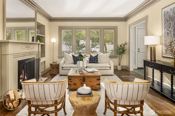 Living room faces south into the fenced in yard and front patio.