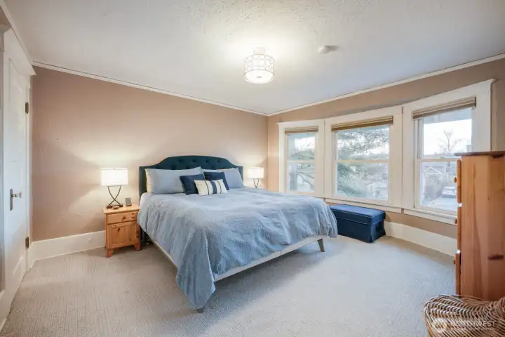 Big bay window in the primary.