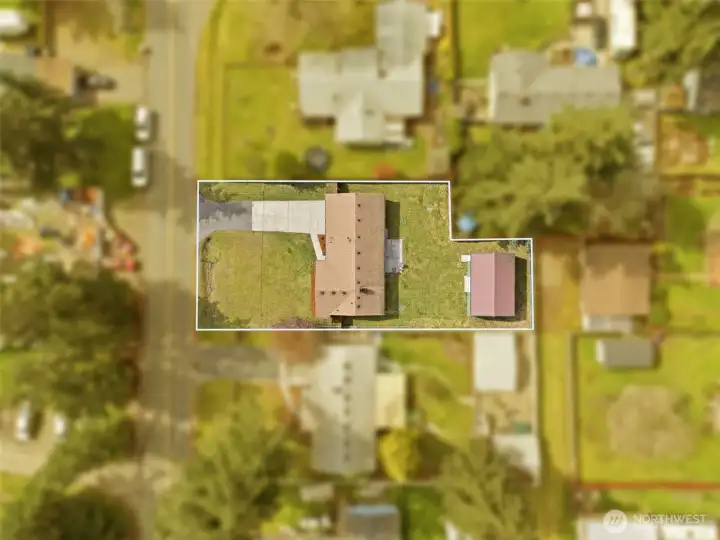 Bird's eye view showing approximate lot lines.