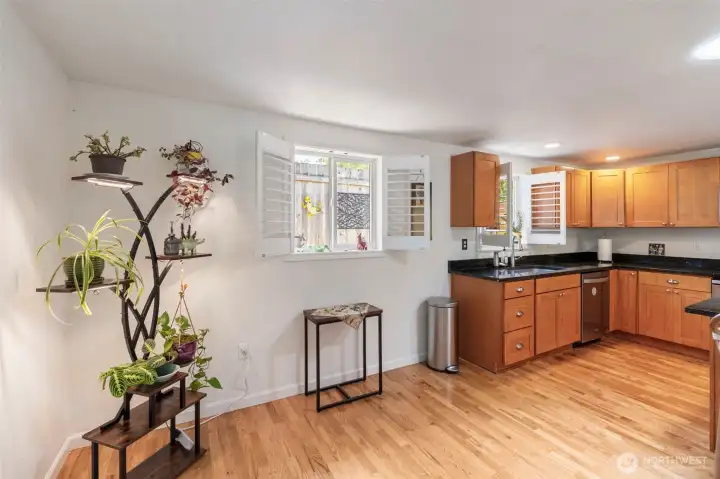 Breakfast Nook or Dining room off kitchen Breakfast Nook or Dining room off kitchen