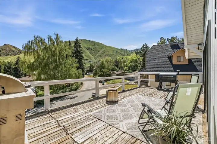 Gorgeous Views from Deck