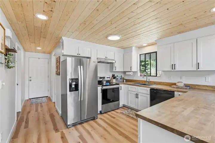 Back Entry, New Floors, Kitchen, and Ceilings!