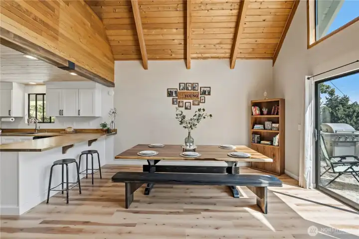 Spacious Dining Area