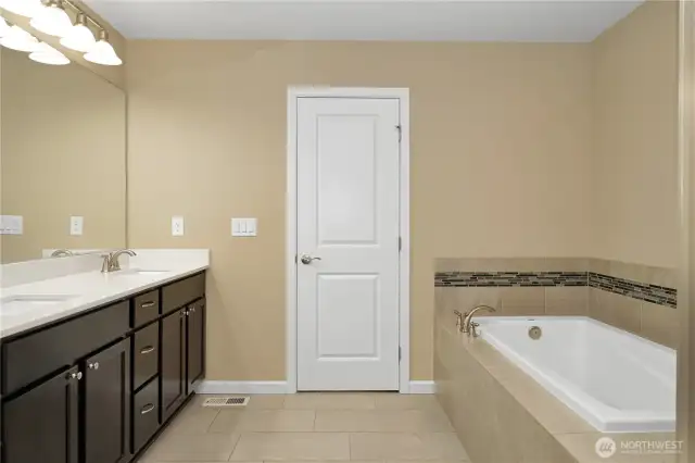 Ensuite