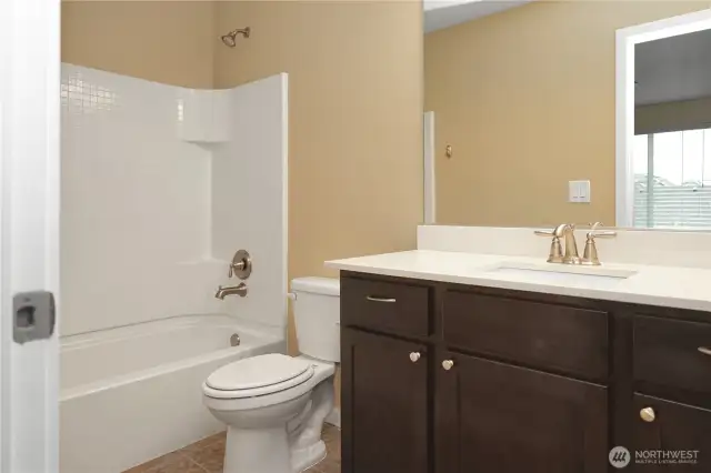 Full Bathroom (Upstairs Hallway)