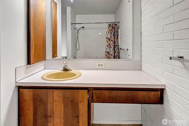 Second bedrooms ensuite