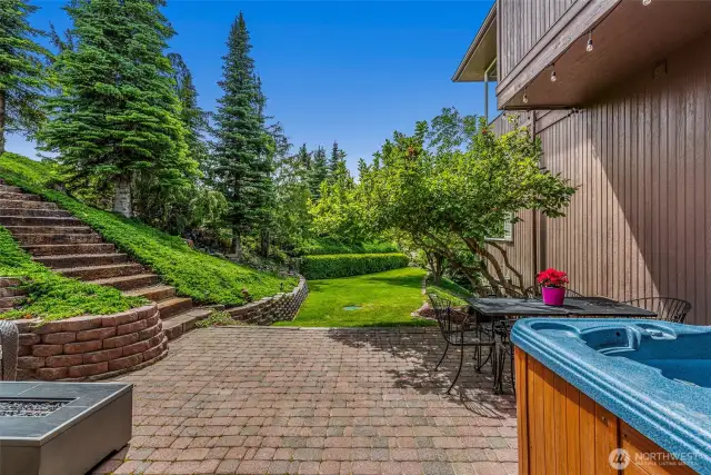 Patio into Yard.