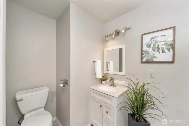 1/2 bath on the main