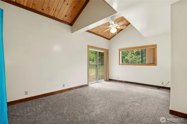 Large Bedroom