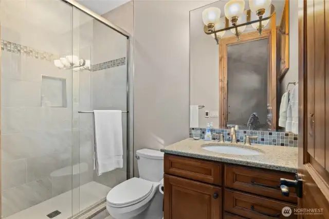 main floor guest en-suite