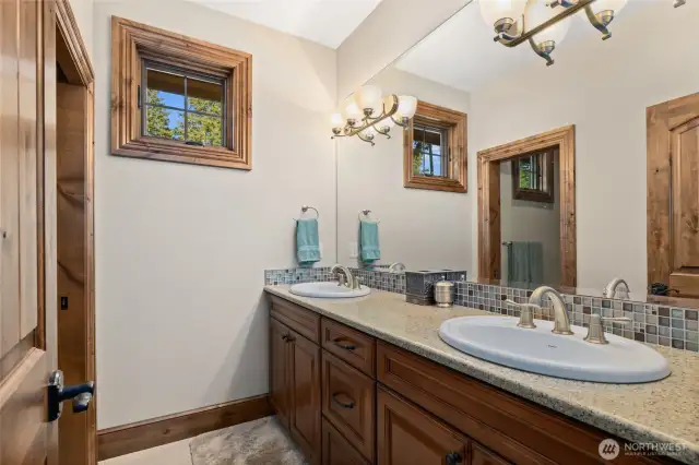 upstairs guest bath