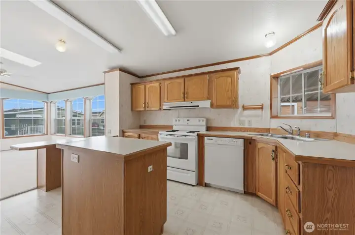 Huge kitchen with adjacent family room!