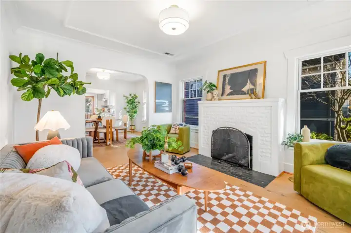 Spacious main living room