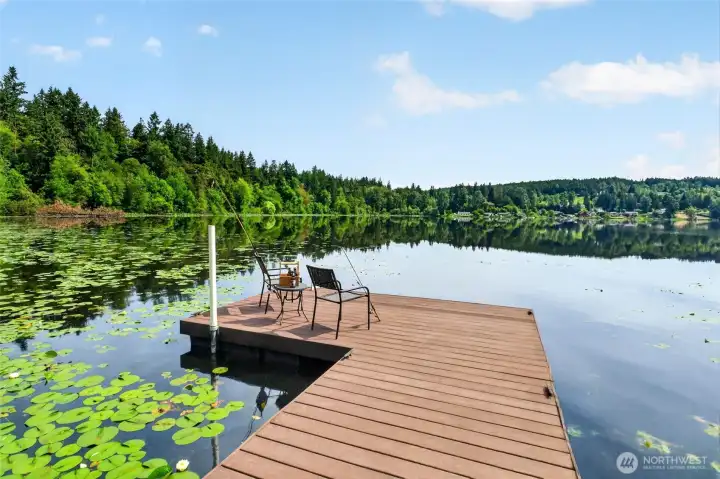 Private dock on gorgeous Harts Lake, no bank Private dock on gorgeous Harts Lake, no bank