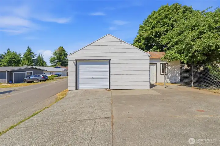 One Car Garage