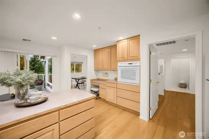 Kitchen space also has a small office nook Kitchen space also has a small office nook