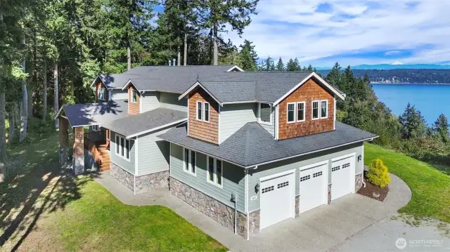 Situated on almost ½ an acre, this stunning 4 bedroom, 4.5 bath, 4,151sqft home has sweeping views of Port Susan & the Cascade Mountains.