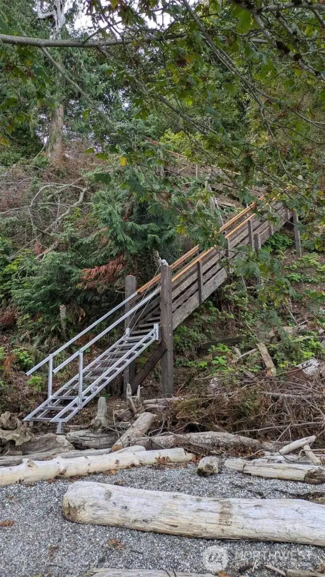 New stairs to the private beach have just been completed.