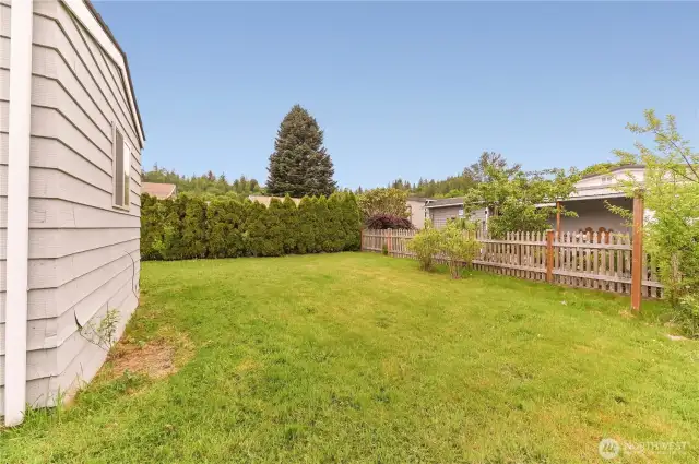 Wonderful yard low maintenance~