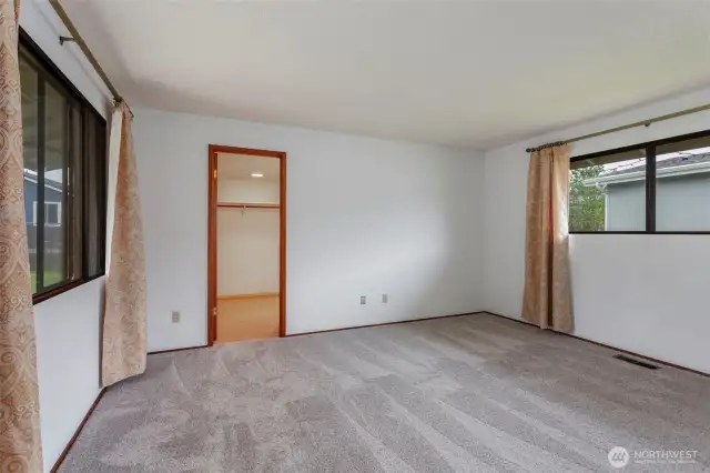 Primary suite