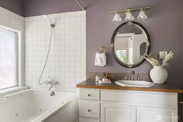 PRIMARY EN SUITE