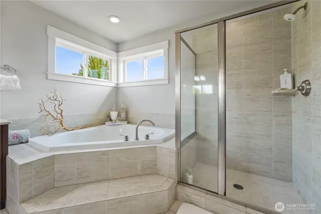 Primary en-suite Bath
