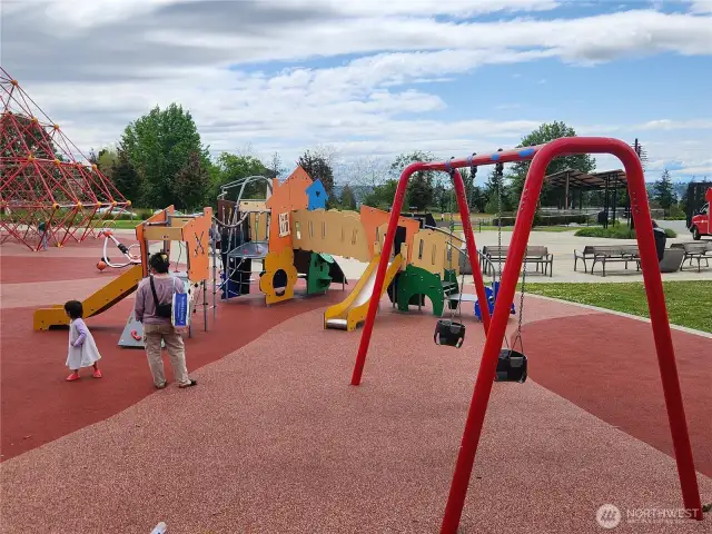 beautiful new Cascade Park across the street