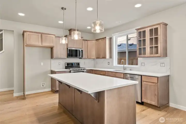 Great one level island for prep cooking/ or entertaining.