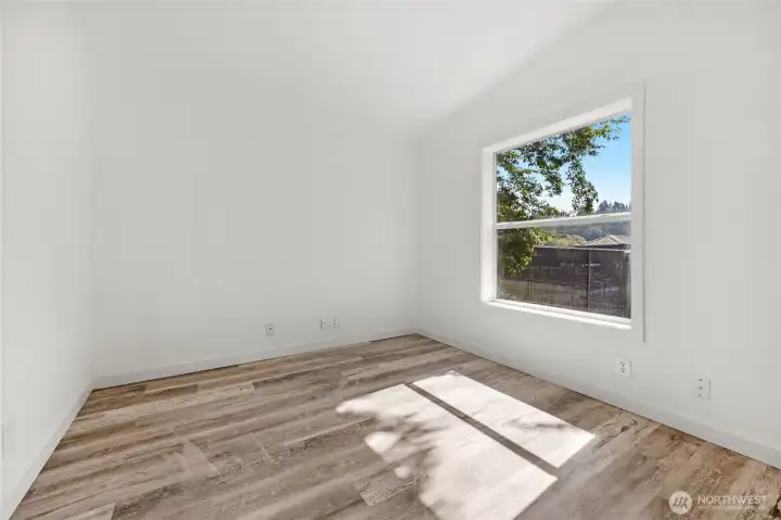Guest bedroom with partial River view