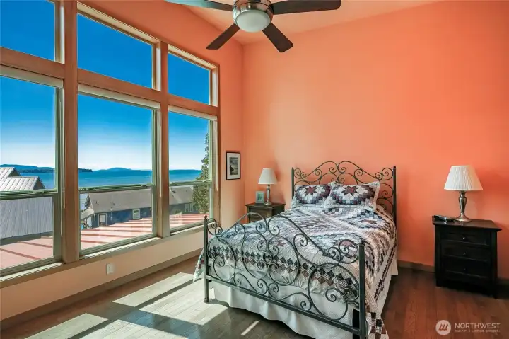 Another view, oak hardwood flooring, Hemlock wrapped windows, vaulted ceilings, mini split with air conditioning and very nice souther exposure.