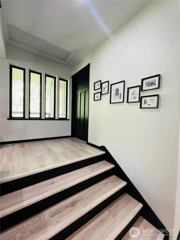 Landing to Primary Bedroom
