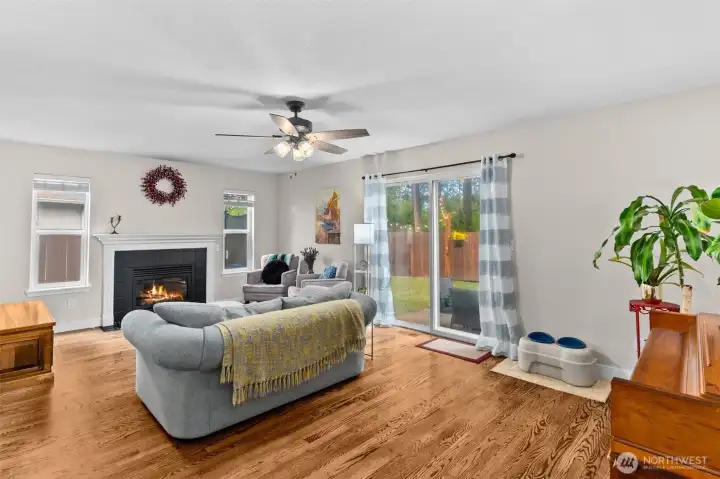 2nd living space off the kitchen, with access to the backyard