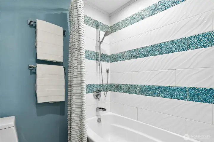 Bright, polished, and thoughtfully updated, the bath blends style with everyday functionality.
