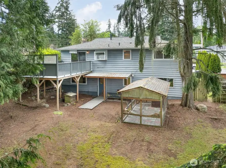 Composite Deck and Covered Dog Run — Low Maintenance and Ready to Enjoy