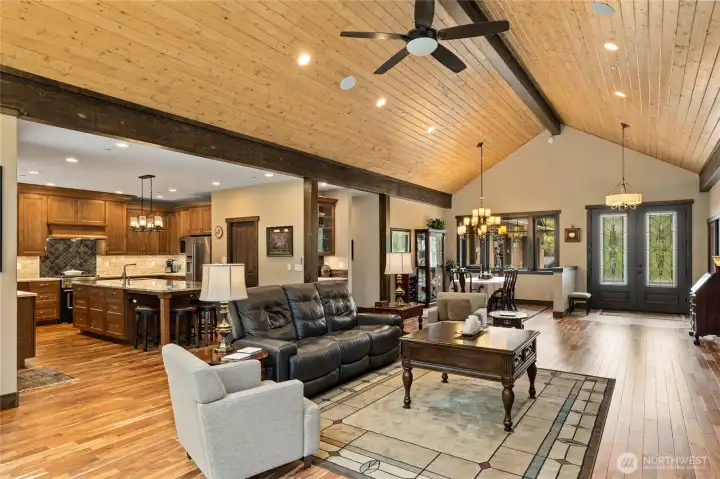 Gorgeous hardwood floors throughout!