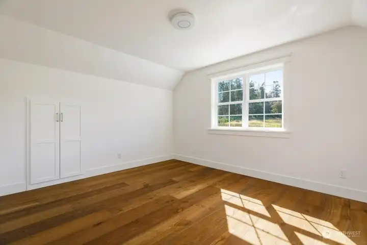 Media / Bonus Room