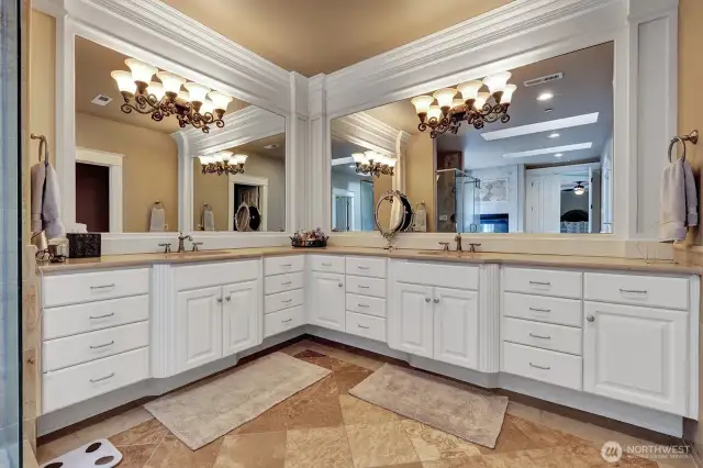 Spacious primary bath.